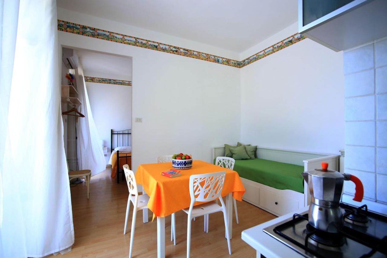 Pupi Catania Etna B&B - #Viaggiosiciliano Aci Castello Exterior photo