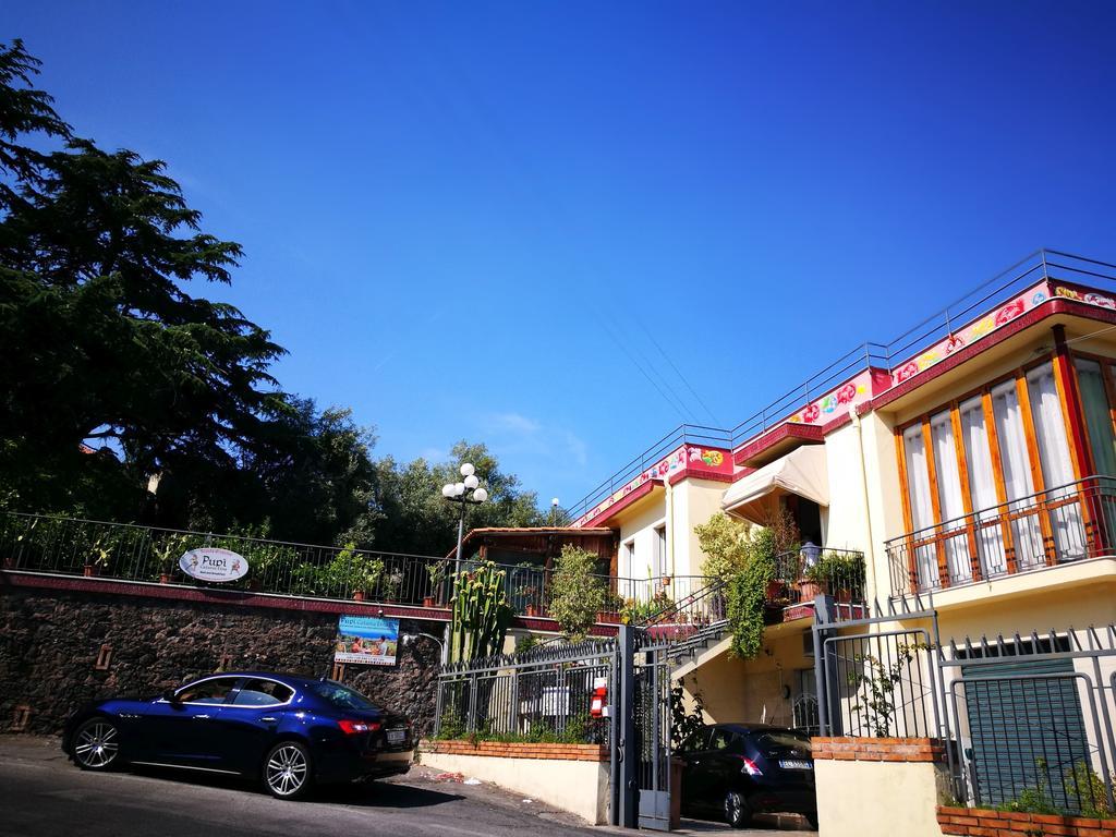 Pupi Catania Etna B&B - #Viaggiosiciliano Aci Castello Exterior photo