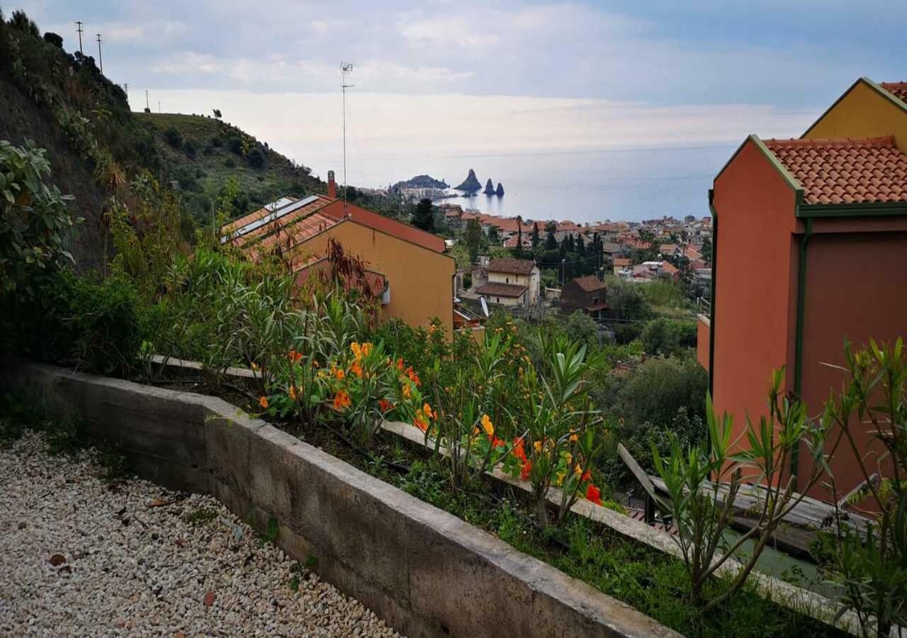 Pupi Catania Etna B&B - #Viaggiosiciliano Aci Castello Exterior photo